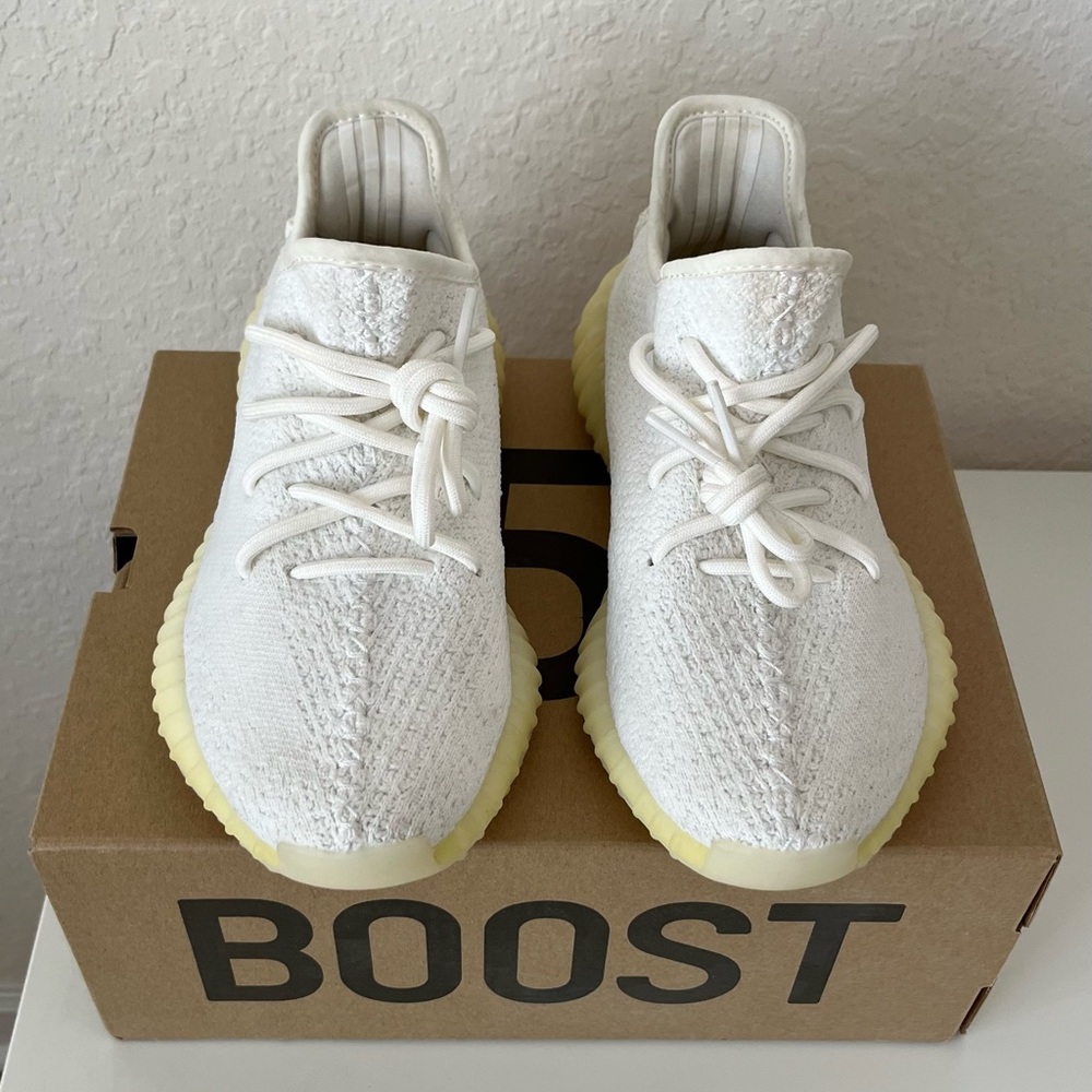 Yeezy Boost 350 V2 ’Triple White’ Men’s 6/Women's 7.5